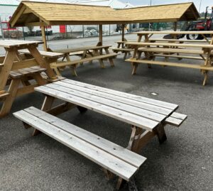 bilde av rasteplassbord